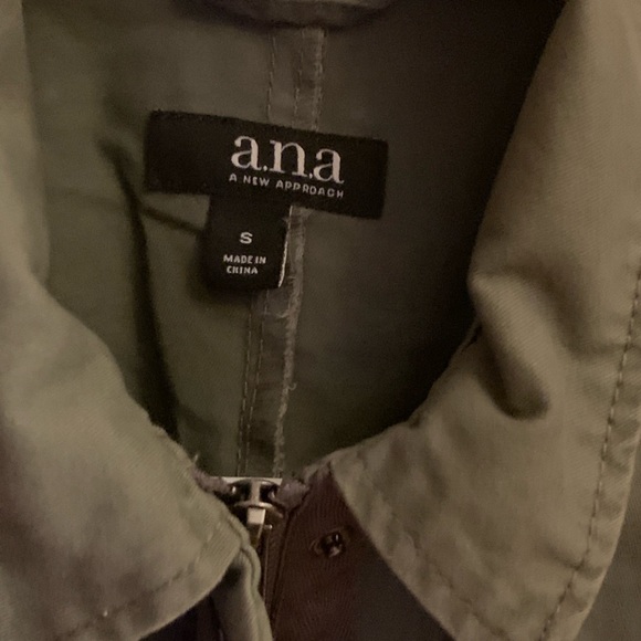 Jacket - Picture 2 of 2